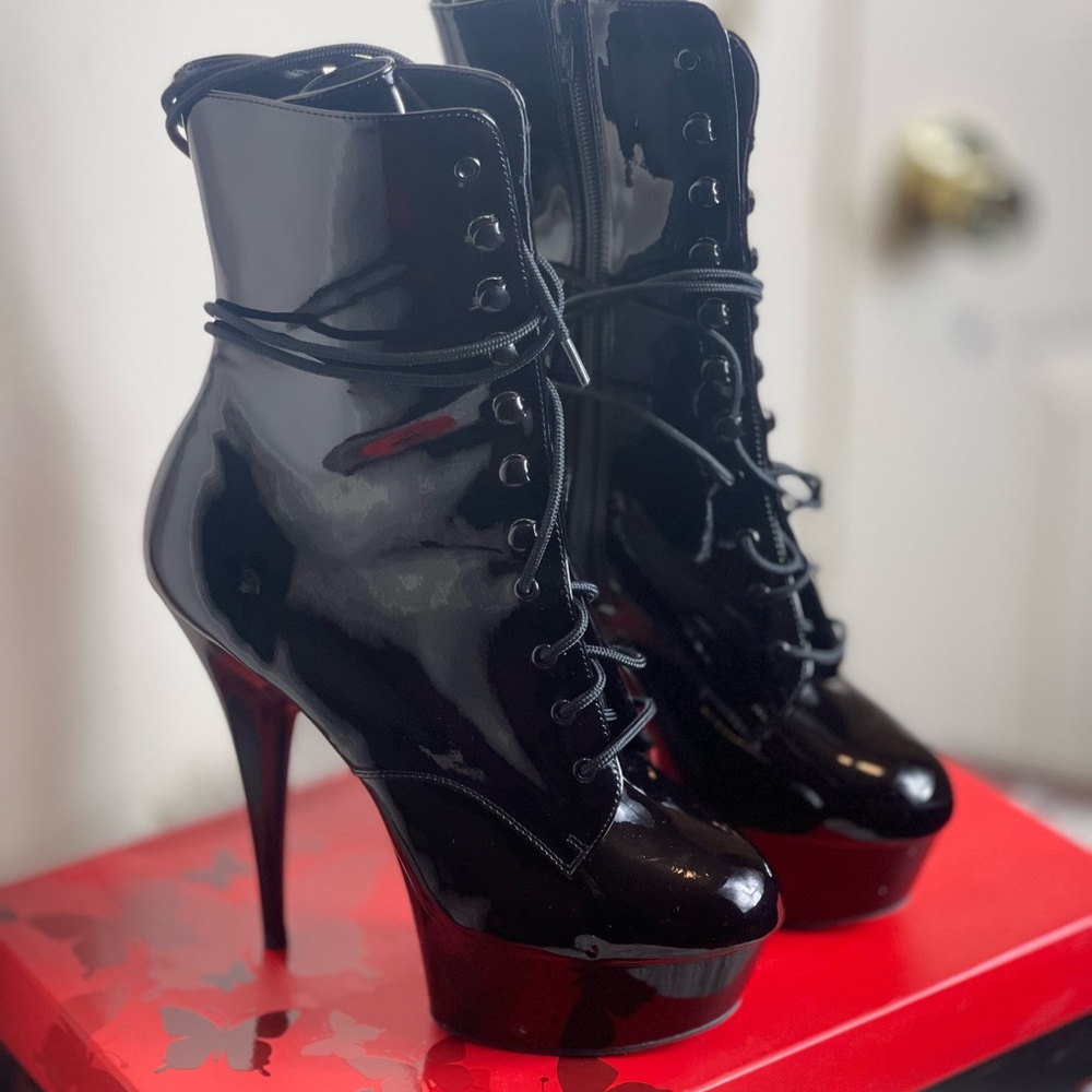 Patent leather stripper shoes